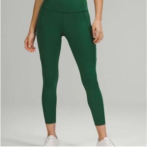 Lululemon Fast and Free High-Rise Tight 25"
Everglade Green size 18